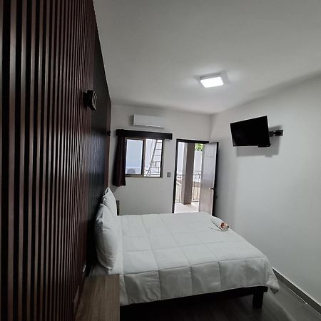 Hotel Sevilla Palenque Bagian luar foto