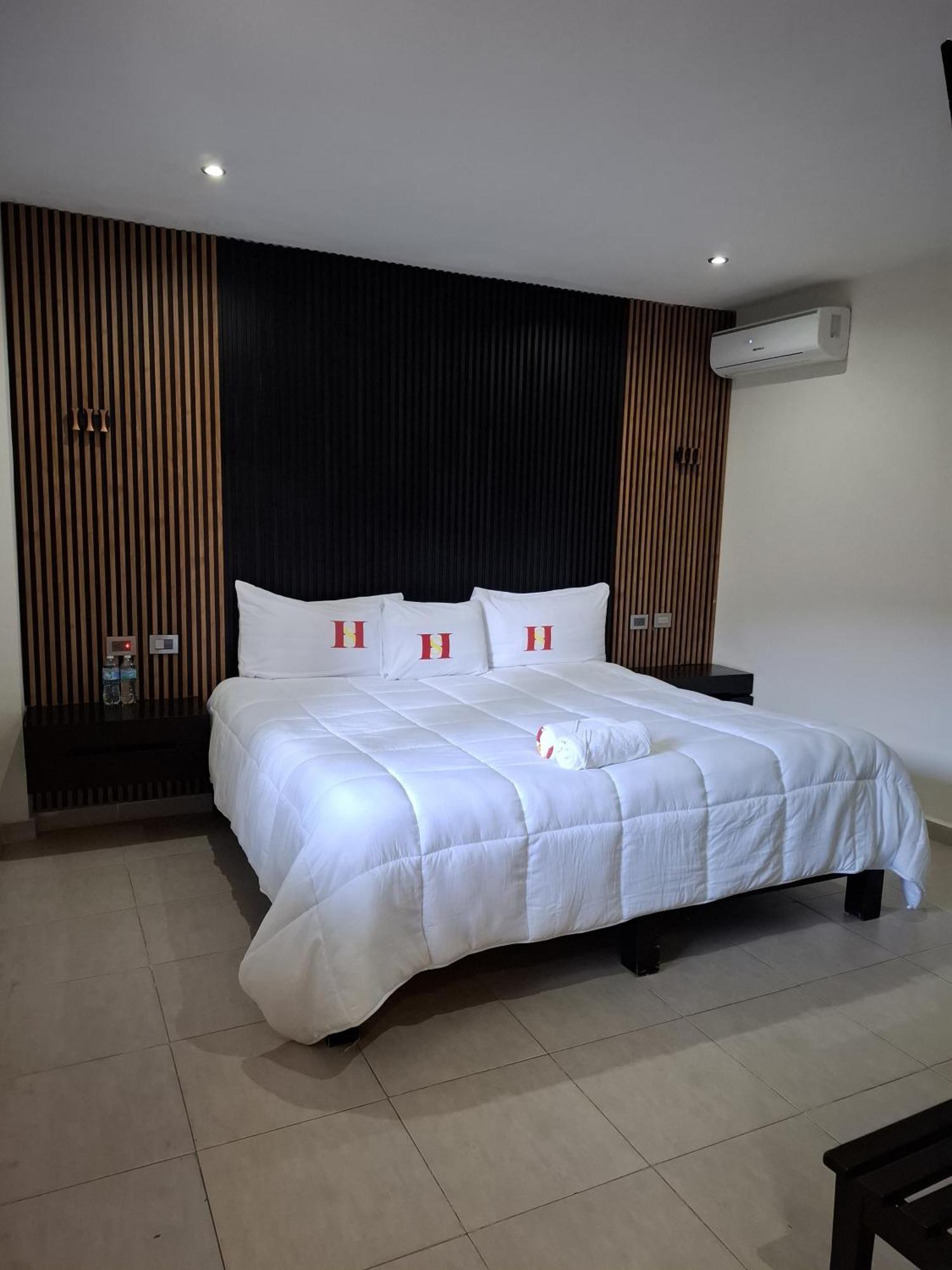 Hotel Sevilla Palenque Bagian luar foto