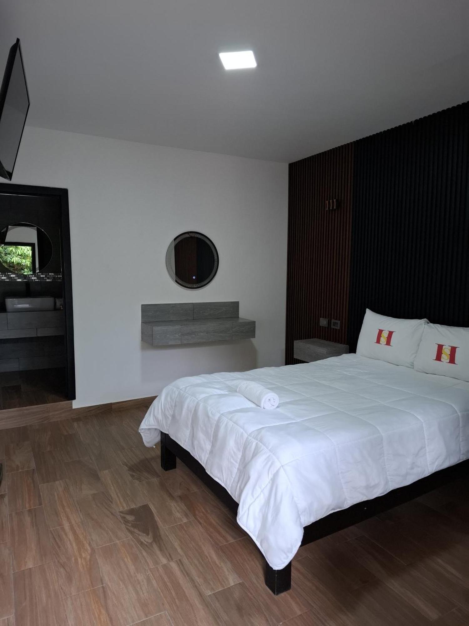 Hotel Sevilla Palenque Bagian luar foto