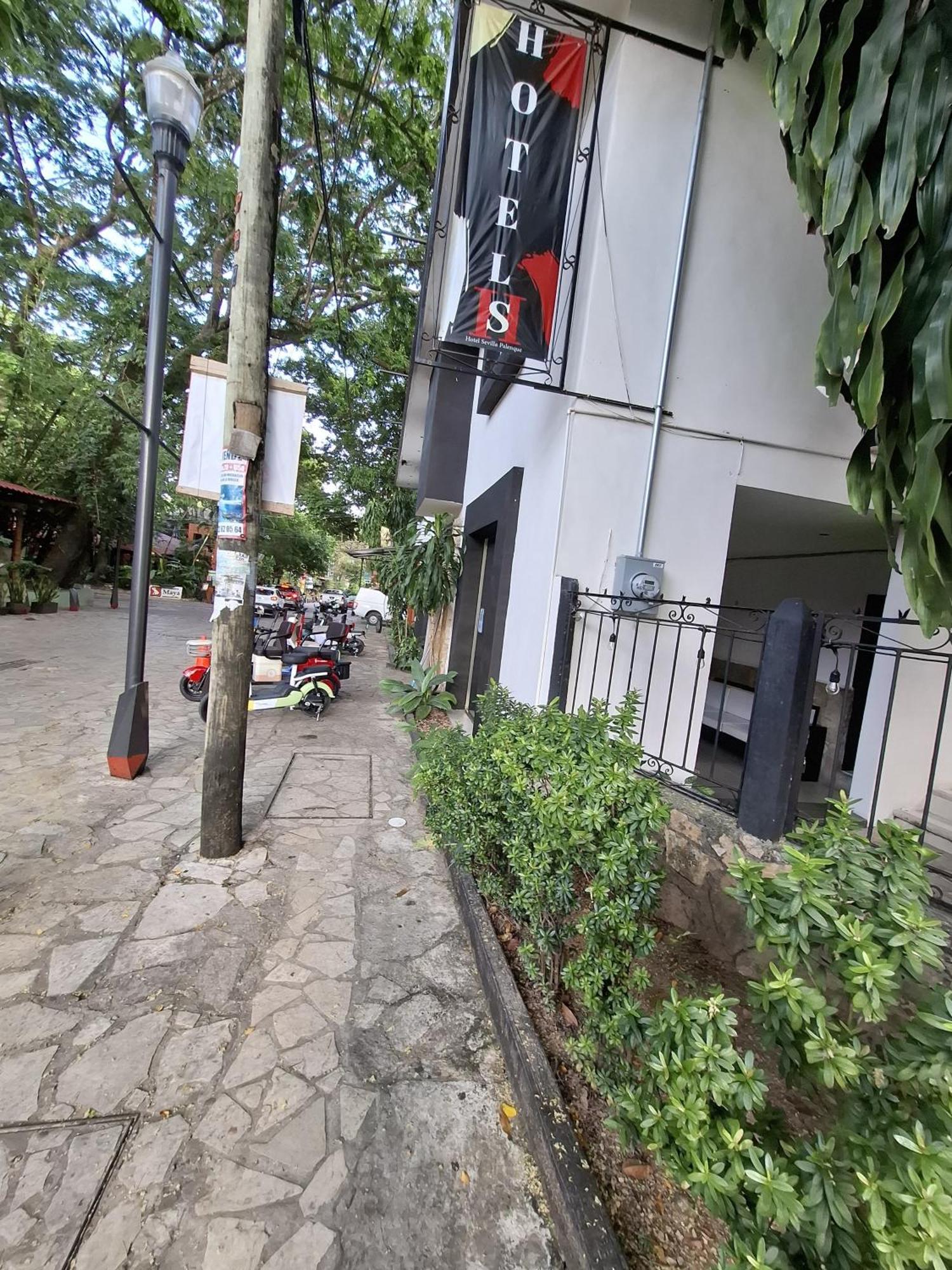 Hotel Sevilla Palenque Bagian luar foto